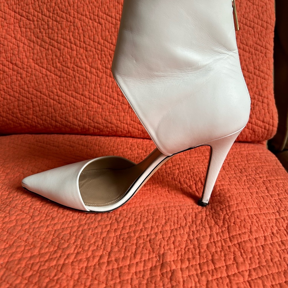 Tamara Mellon made in Italy white heels. Size 39.5